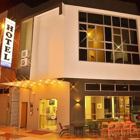 Senrose Hotel Kuantan Bagian luar foto