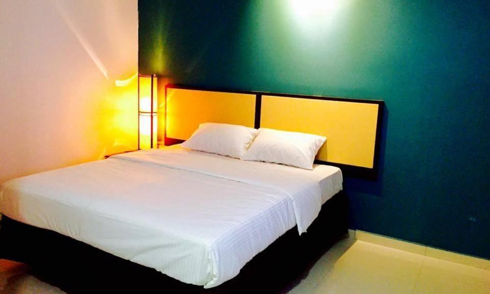 Senrose Hotel Kuantan Bagian luar foto